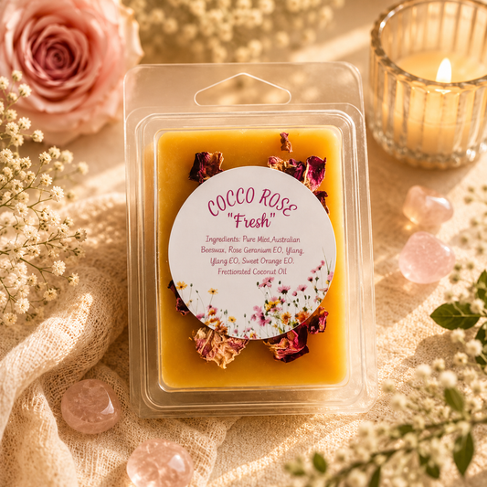 Clamshell wax melts with petals - Fresh Bloom on a decorative table - Cocco Rose